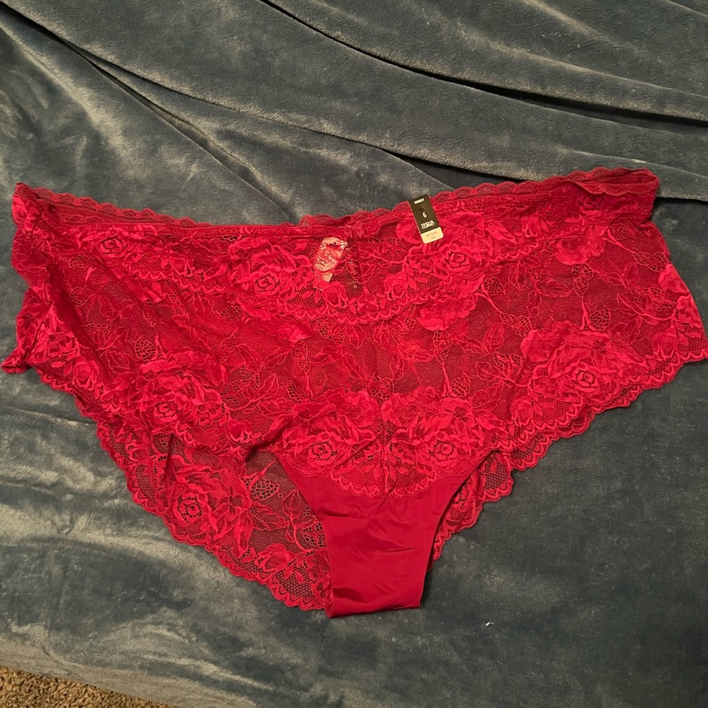 NWT Torrid size 6 cheeky dark pink panties